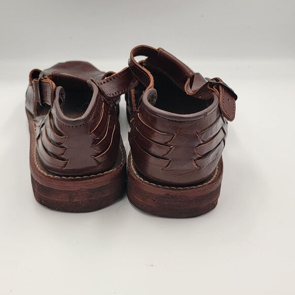 Don Chuy Brown Leather Fisherman Sandals With Buckle Closure & Embossed Design - Picture 5 of 16